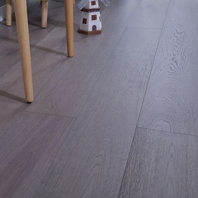 Discontinued OAK Colour 12mm Indoor Laminated Floor Tile Roll Mdf Wooden Flooring
