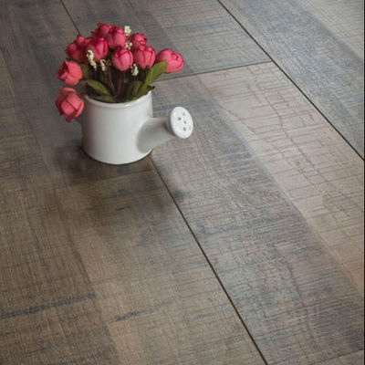 L3022 Kaindl Waterproof Laminate Flooring Onsite Training and AC4 Wear Resistant Rate