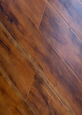 L3022 Kaindl Waterproof Laminate Flooring Onsite Training and AC4 Wear Resistant Rate