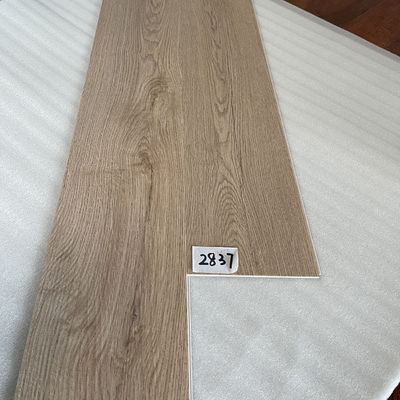 Simple Color Spc Click Flooring Made from 100% Virgin Materials for Easy Installation