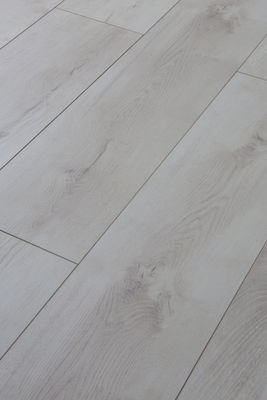 7mm AC3 Laminate Flooring for Sound-proof Function and High Wear Resistant Performance