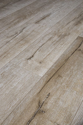 7mm AC3 Laminate Flooring for Sound-proof Function and High Wear Resistant Performance