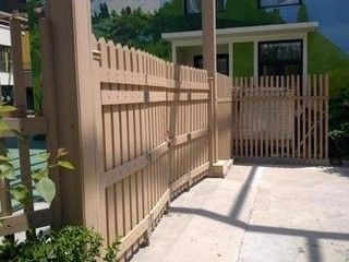 Transform Your Garden with Everjade Wood-Plastic Composite Fencing Like Real Wood