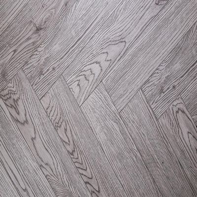Durable Capability Density 12mm Wood Grain Laminate Flooring with Herringbone Pattern