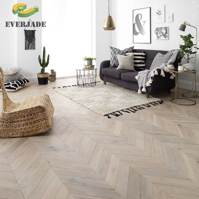 Modern Design Style Hardwood Fishbone Timber Flooring Plank with Engineered Oak Wood