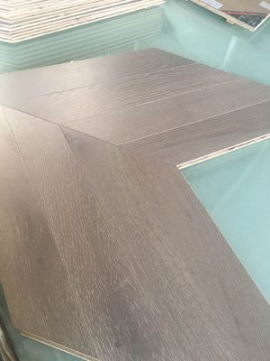 Modern Design Style Hardwood Fishbone Timber Flooring Plank with Engineered Oak Wood