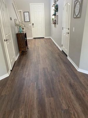 CE Certified PVC Fireproof Lvt Click Vinyl Plank Flooring 5mm 8mm Waterproof Laminate Tile