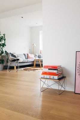 CE Certified PVC Fireproof Lvt Click Vinyl Plank Flooring 5mm 8mm Waterproof Laminate Tile