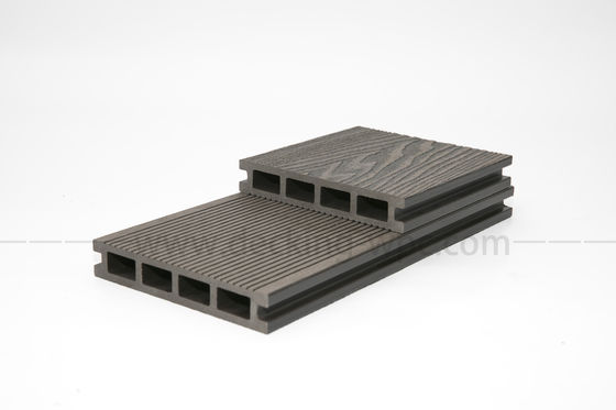 1.3%-1.4% Density Shanghai Loading Port 3D Deep Embossed Composite WPC Decking Boards