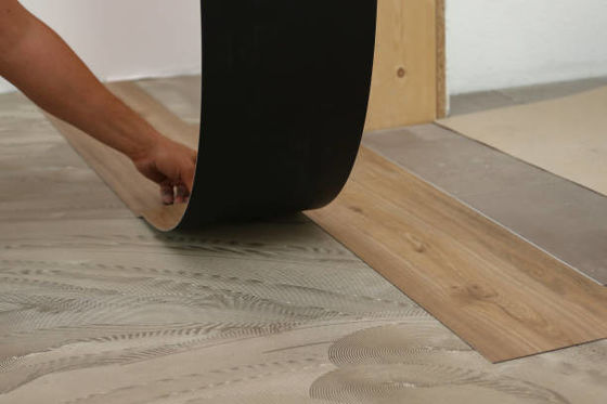 Everjade Waterproof Self Adhesive Plank Lenolium Lvp Lvt Flooring Perfect for Needs