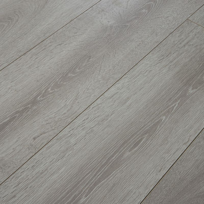 1218*303mm Fire and Waterproof Oak Laminate Wood Flooring for Living Room Improvement
