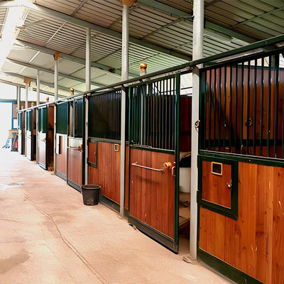 Outlet Horse Stables Customized Racecourse Equestrian Club Fence Construction Panels