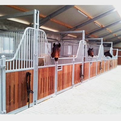 Outlet Horse Stables Customized Racecourse Equestrian Club Fence Construction Panels