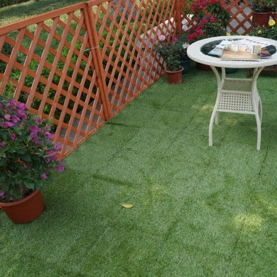 Interlocking Faux Grass Tiles for Artificial Grass Turf Size 300x300x22/25mm Drainage