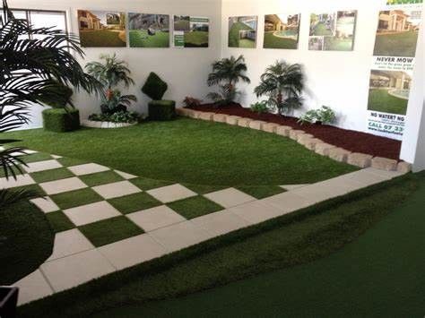 Interlocking Faux Grass Tiles for Artificial Grass Turf Size 300x300x22/25mm Drainage