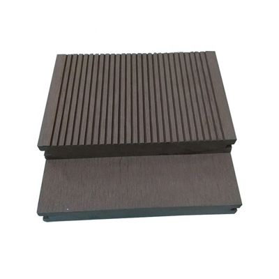 Modern Outdoor WPC Decking Board For Crack-Resistant Pool Flooring